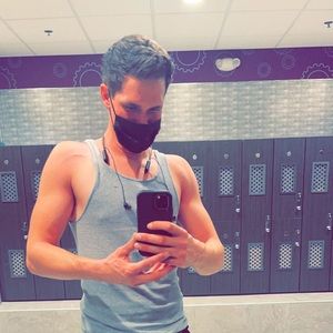 Meet your Posher, Dakota